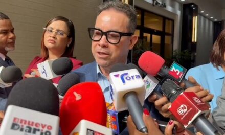 Alofoke Music coloca dos canciones en el Top 10 de YouTube