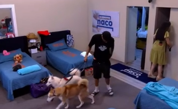 El perrito del Capitán Alo hizo de las suyas en LCDA