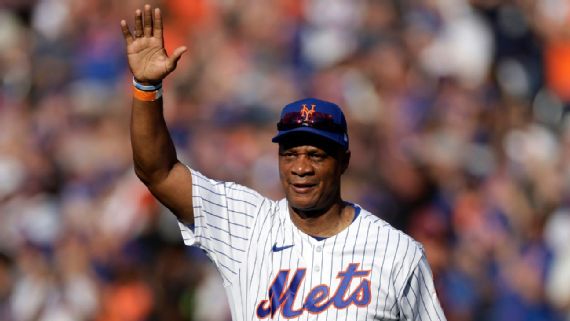 Trump indulta al exjugador de Mets, Darryl Strawberry