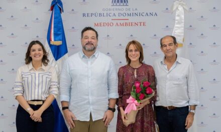 El Ministerio de Medio Ambiente firma un memorando de entendimiento de 300 millones de dólares para la restauración ecológica