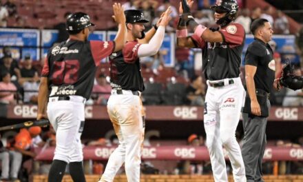 Gigantes aplastan Toros con ataque de 18 indiscutibles