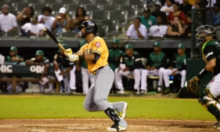 Emmanuel Rodríguez es retirado por los Mellizos