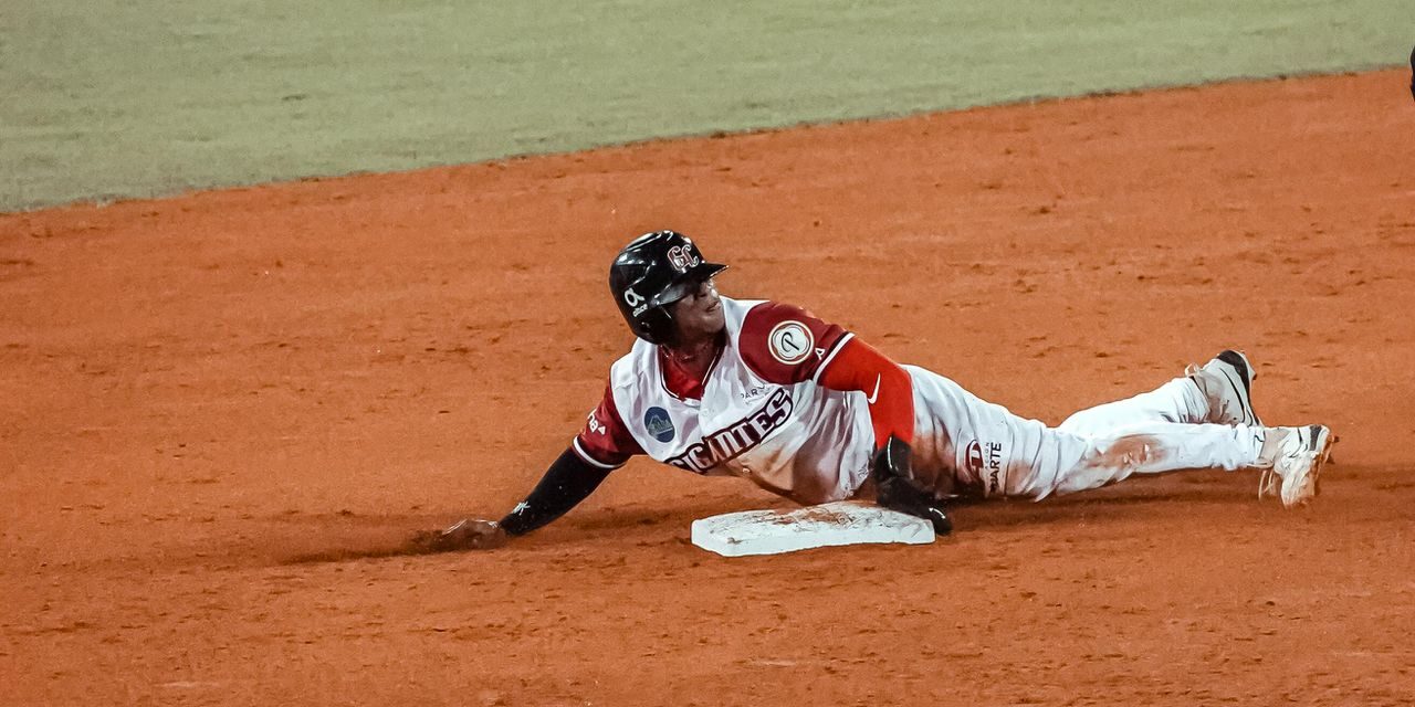 Gigantes frenan ráfaga negativa con triunfo 3-1 sobre las Estrellas