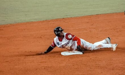 Gigantes frenan ráfaga negativa con triunfo 3-1 sobre las Estrellas