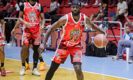 Pueblo Nuevo y Ciro Pérez triunfan en emocionante viaje del Torneo de Baloncesto Superior de San Cristóbal