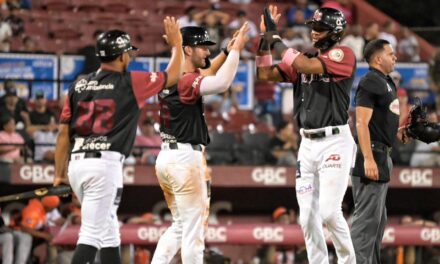 Gigantes desatan ataque demoledora para vencer 14-6 a los Toros y ascender en el standing