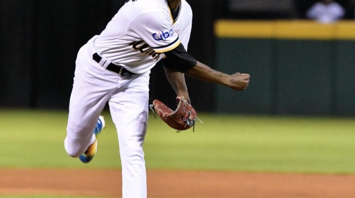 Jorge Tavárez sigue imbateable; consejero a las Águilas a vencer 4-2 al Licey