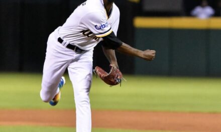 Jorge Tavárez sigue imbateable; consejero a las Águilas a vencer 4-2 al Licey