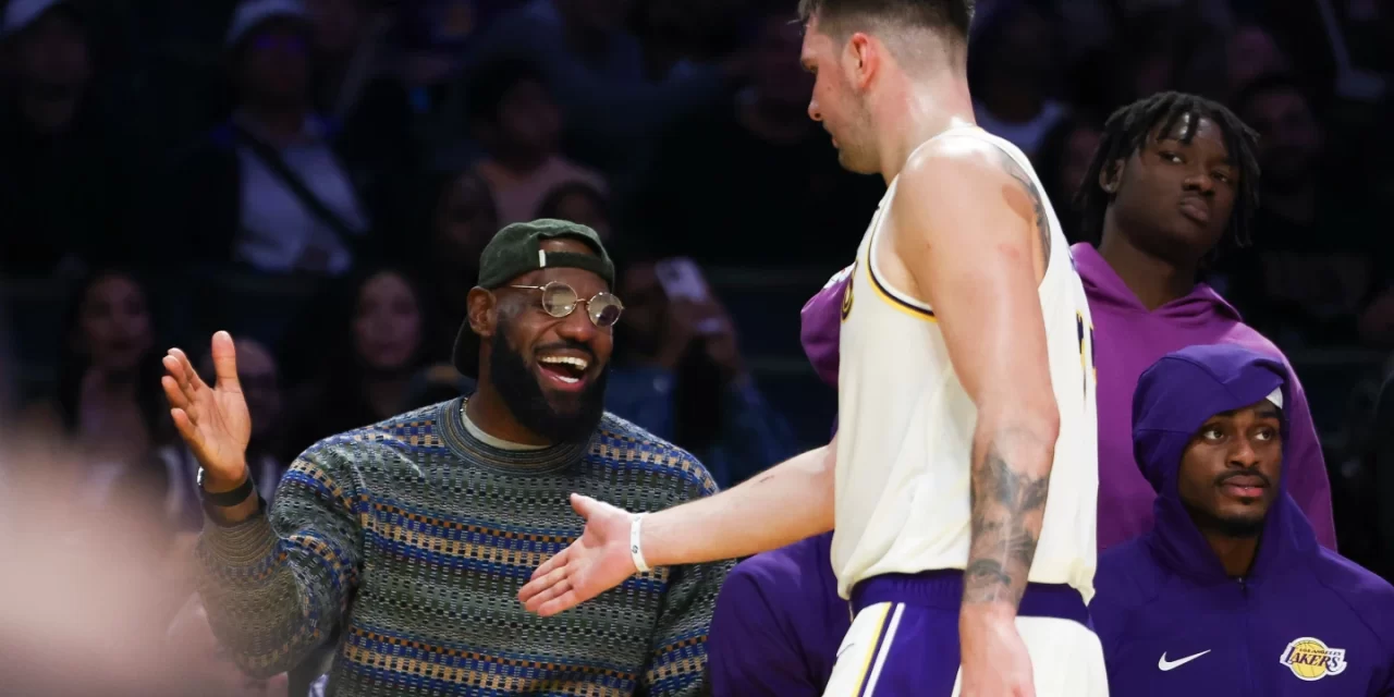 LeBron James entrenará con el equipo filial de la G League de los Lakers