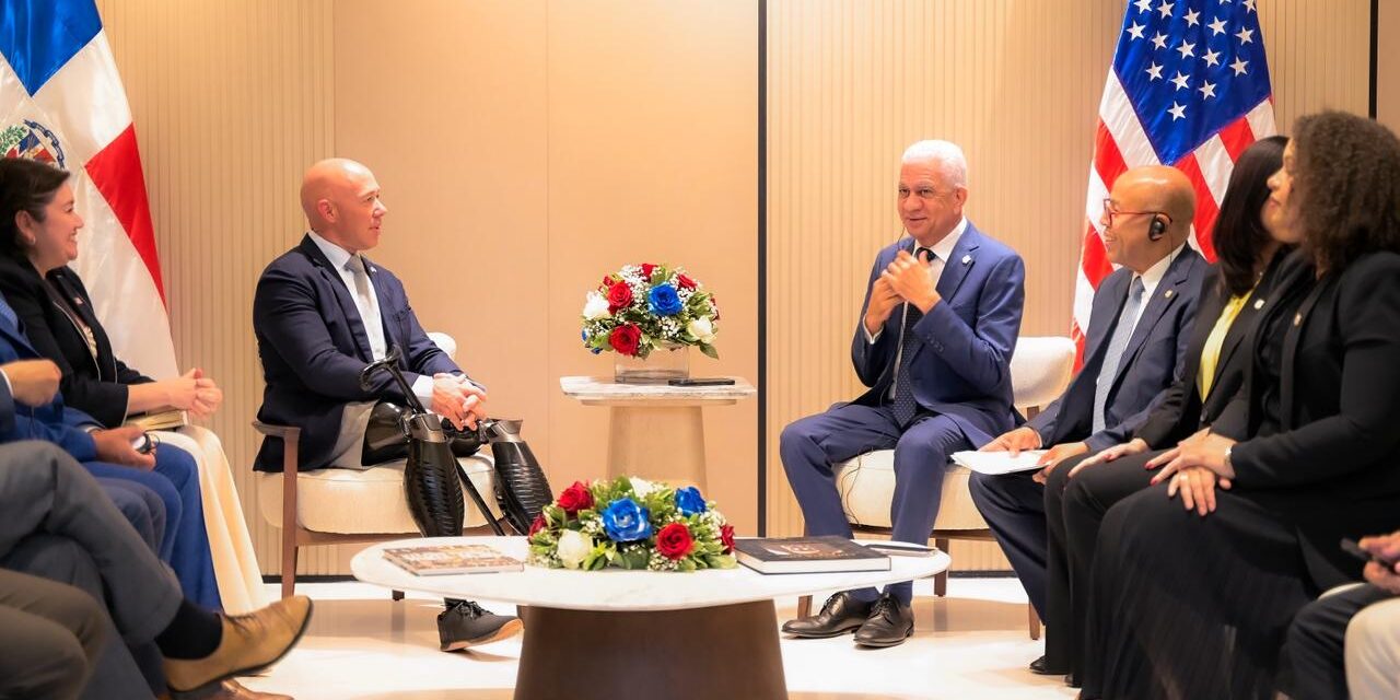 Legisladores dominicanos instan a Estados Unidos a apoyar el colapso de Haití