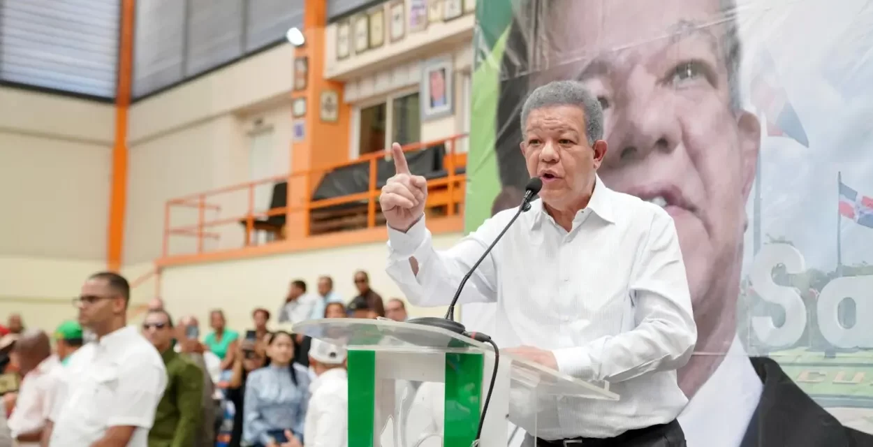 Leonel Fernández insta a ajuste inflacionario para proteger ingresos de trabajadores