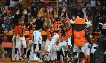 Licey ´está feo´, los Toros barren a los Tigres