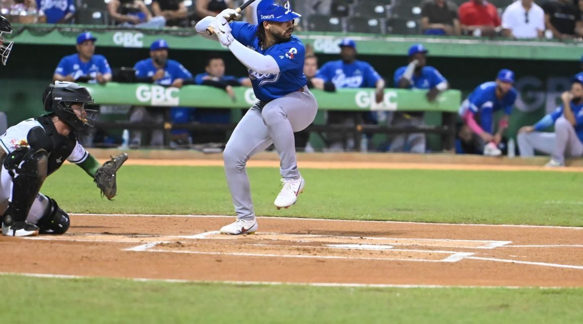 Licey repite como refuerzo catcher importado Luis Campusano