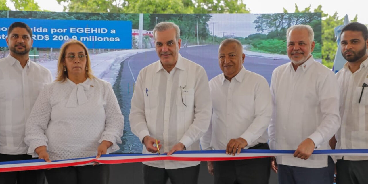 Presidente Abinader inaugura rehabilitada Carretera Sabana Toro-La Rosa