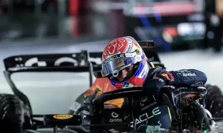 Verstappen reina en Las Vegas y aprieta el Mundial tras la descalificación de los McLaren
