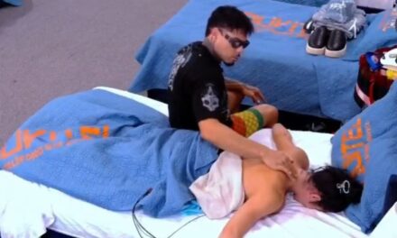 La esposa de Carlos Montesquieu le envía un mensaje