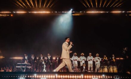 Bad Bunny movilizó a fans de todas partes con su primera presentación de la Gira Mundial “Debería tirar más fotos”