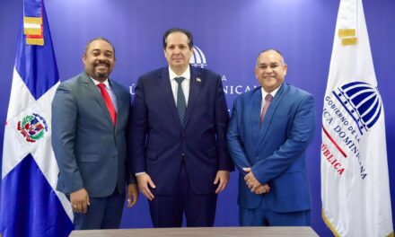 COOPNASALUD y Ministerio de Salud Pública fortalecen vínculos institucionales