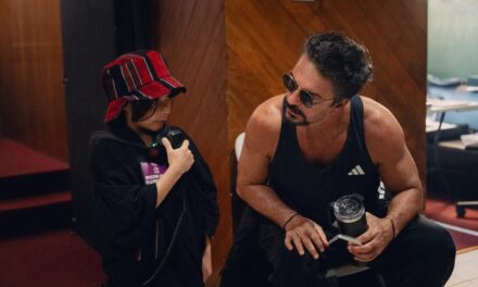 Ricardo Arjona cumple el sueño de un chico