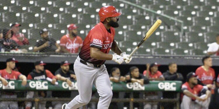 Leones consiguen segundo triunfo en orientación delante las Estrellas