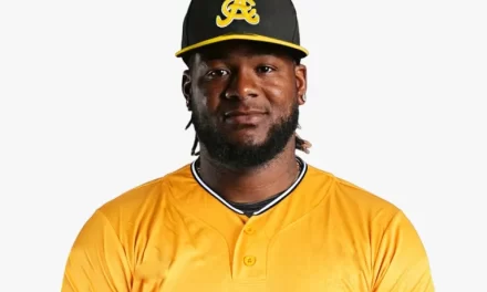 Águilas firma del experto pícher Lisalverto Bonilla