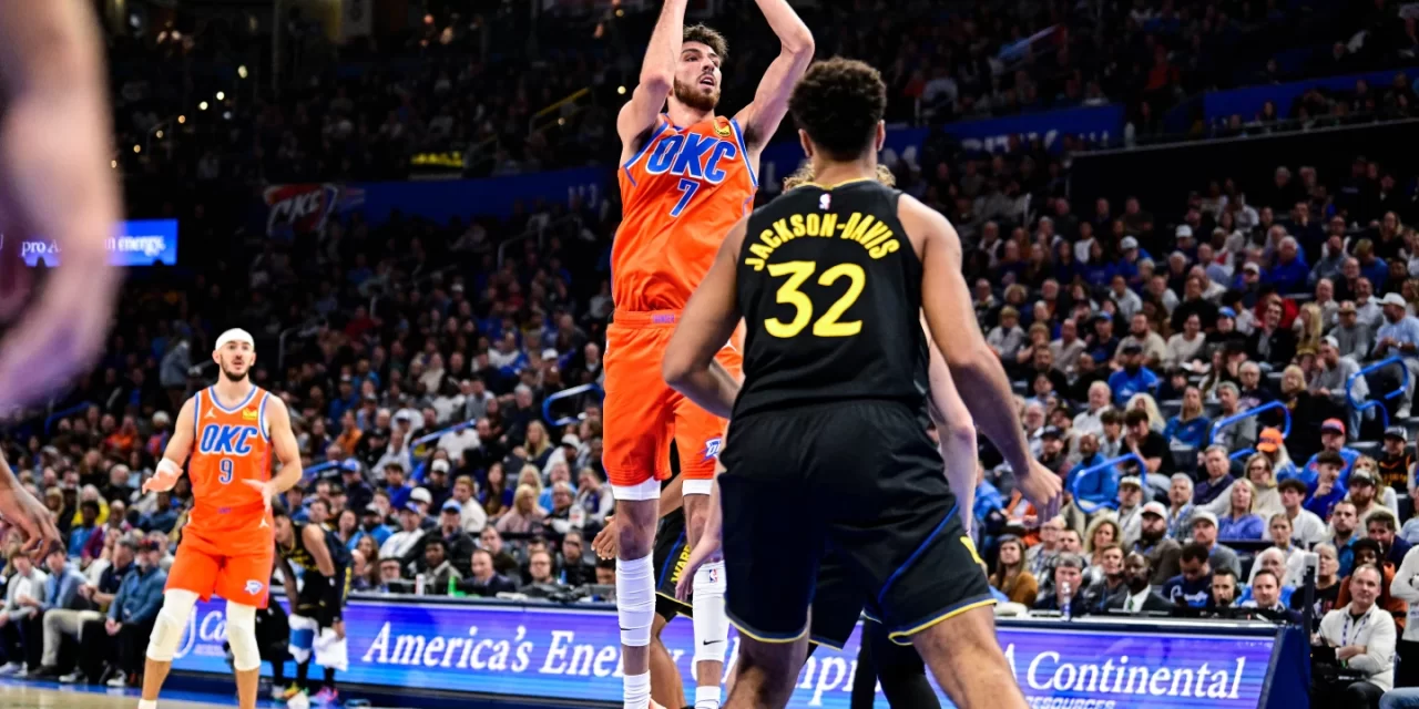 La incertidumbre perfecta de tiros de Holmgren ayuda a los Thunder a exceder a los Warriors