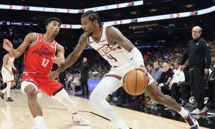 Los Suns cumplen en presencia de unos Clippers sin Harden ni Kawhi