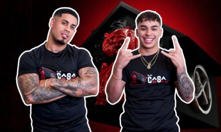 Muestran apoyo a Michael Flores y Jlexis durante concierto