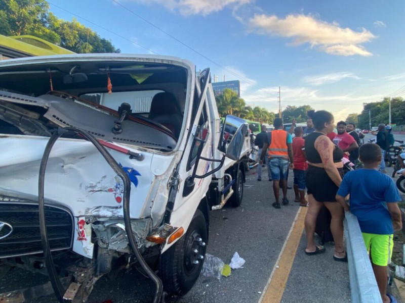 Unas 2,150 personas perdieron la vida en accidentes de tránsito en 2024 en el país.