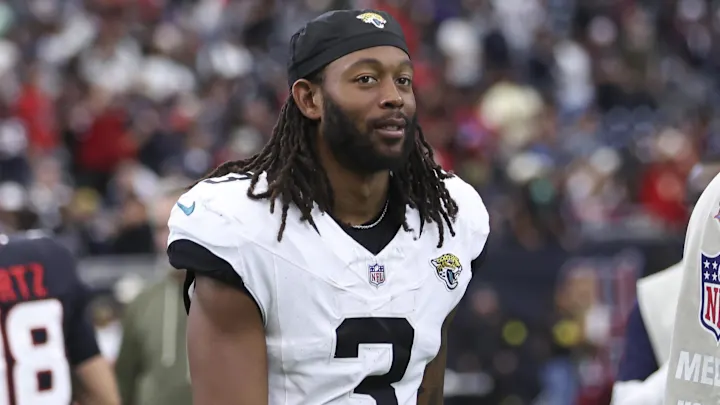 Jakobi Meyers extiende su convenio con Jaguars por tres primaveras y 60 millones de dólares