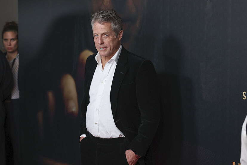 Hugh Grant considera que la transacción de Warner es una mala aviso