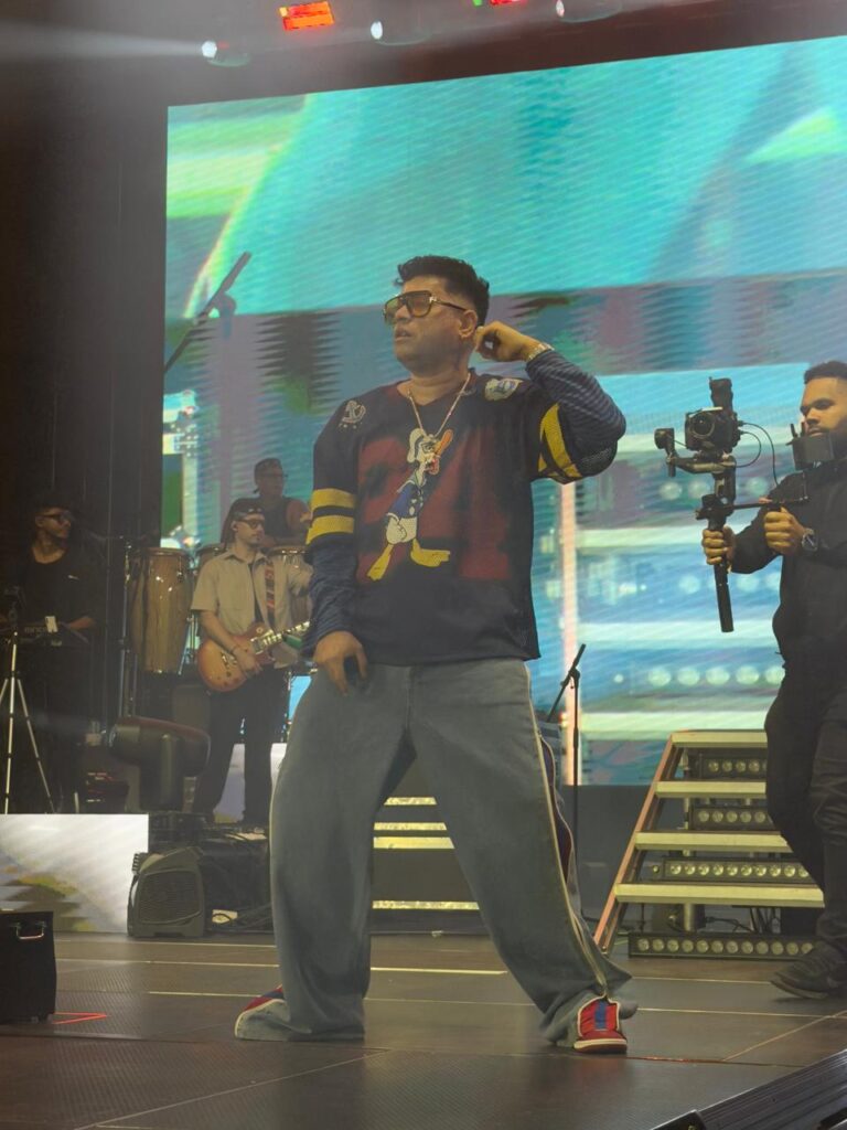 Shadow Blow inicia con éxito concierto en la Gran Arena del Cibao - Noticias de hoy en República Dominicana | último minuto