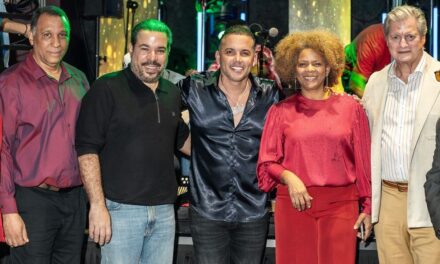 Acroarte celebra su tradicional audiencia navideño