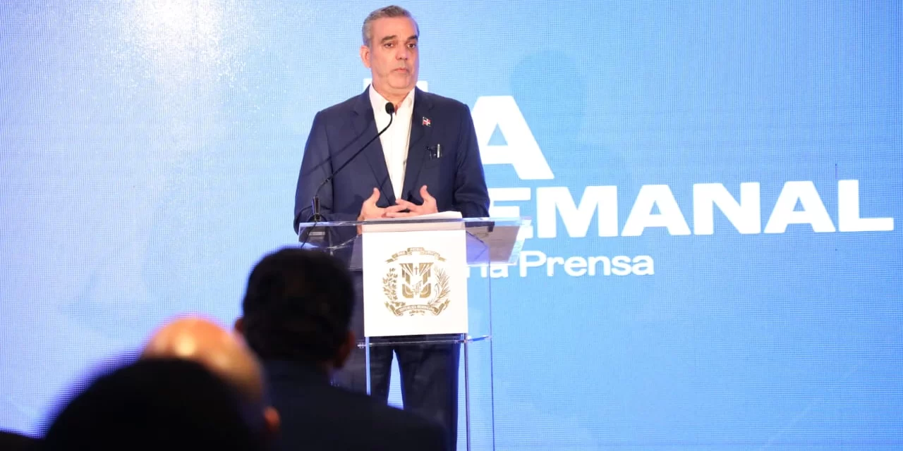 Abinader resta importancia a supuestas presiones de la delegación Biden