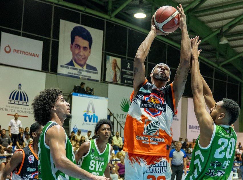 Club Centro extiende invicto 3-0 y Antonio Guzmán apetencia primero en TBS Higüey 2025