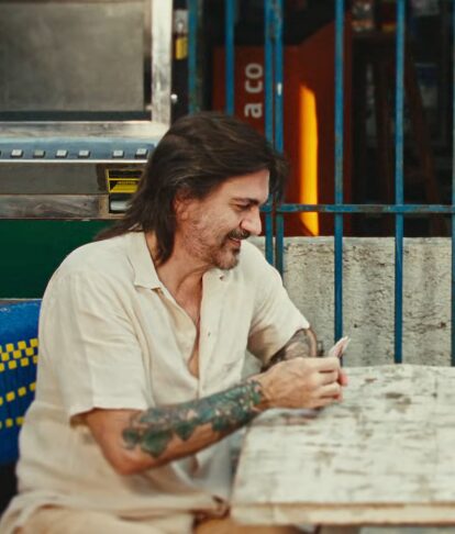Juanes estrena 'Muérdeme', una cumbia con Bomba Estéreo