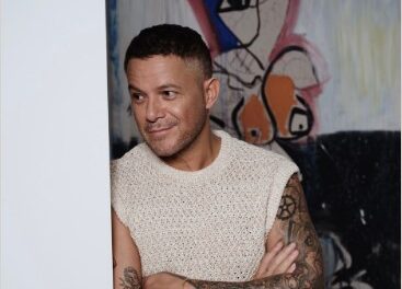 Alejandro Sanz cuenta su historia en la docuserie «Cuando nadie me ve» de Sony Music Vision