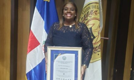 Leydi Germán exaltada al Salón de la Fama de las Artes Marciales de la República Dominicana