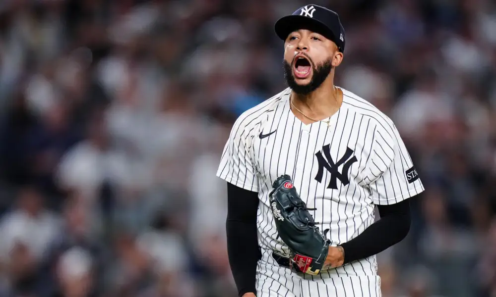 Mets acuerdan convenio con Devin Williams, uno de los relevistas más cotizados