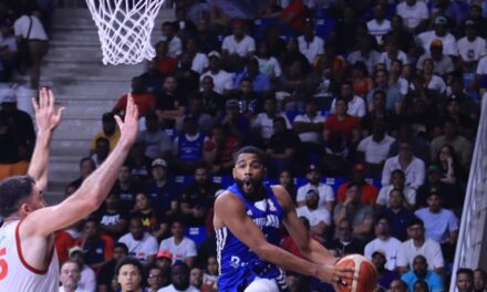 México se lleva un cerrado triunfo 89-88 y empareja la serie en presencia de Dominicana en la Primera Ventana del Mundial
