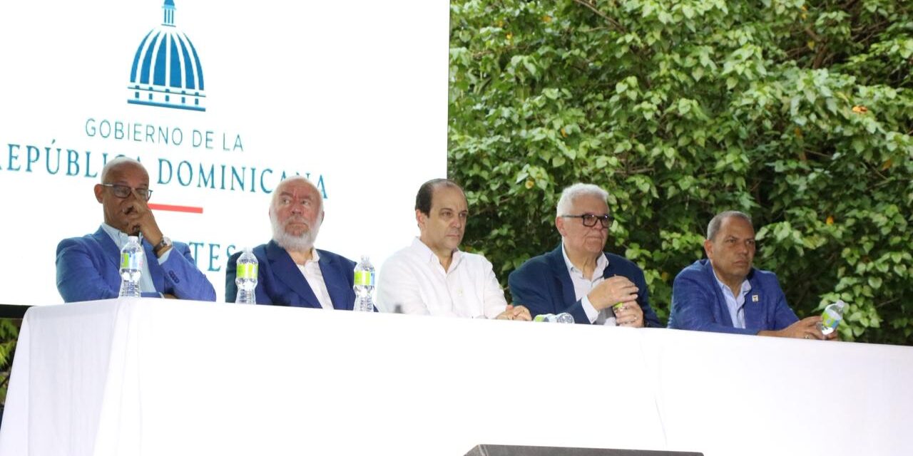 Dejan inaugurado el XXXI Mundial Juvenil de Racquetbol en Santo Domingo