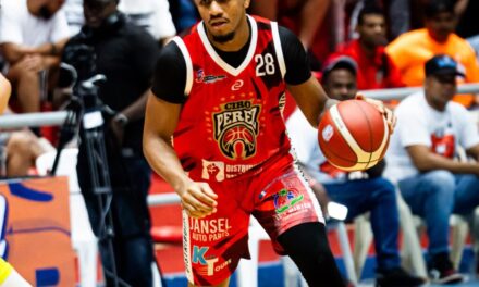 Buitres y Lobos salen airosos en apasionante marcha del Torneo de Baloncesto Superior de San Cristóbal