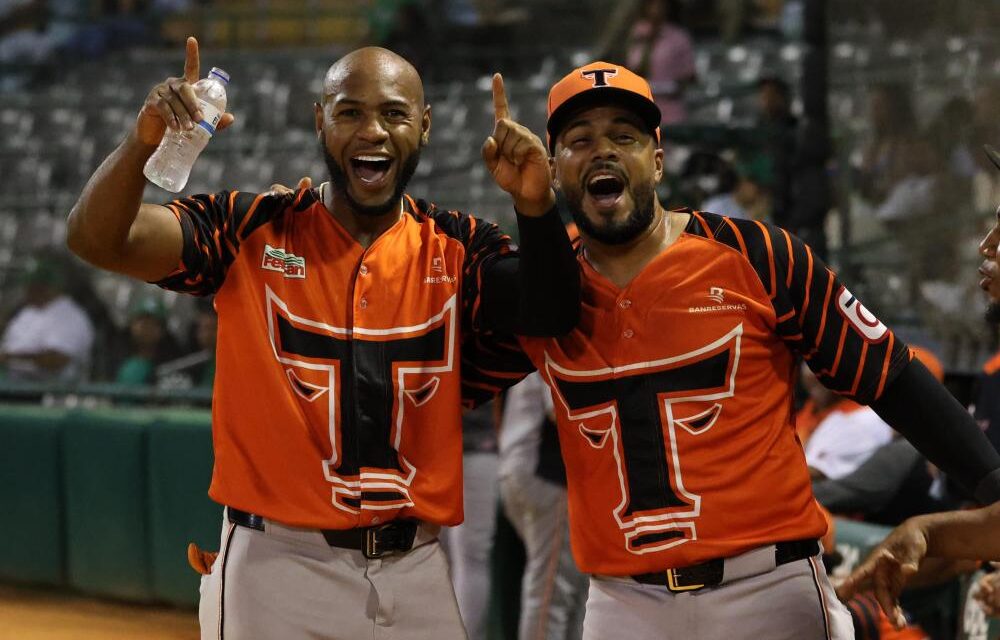 De la Cruz y Candelario responden con poder; Brooks explorador blanqueada 7-0 sobre las Estrellas