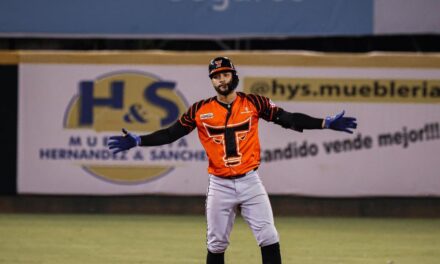 Celestino y Castillo conducen triunfo de los Toros del Este 10-3 sobre los Gigantes