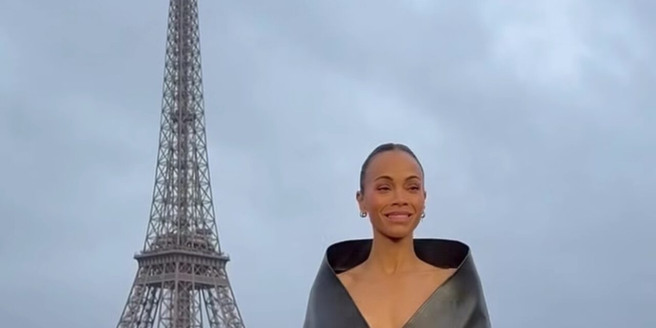 Zoe Saldaña celebra el estreno europeo de Avatar: Fuego y Ceniza en París