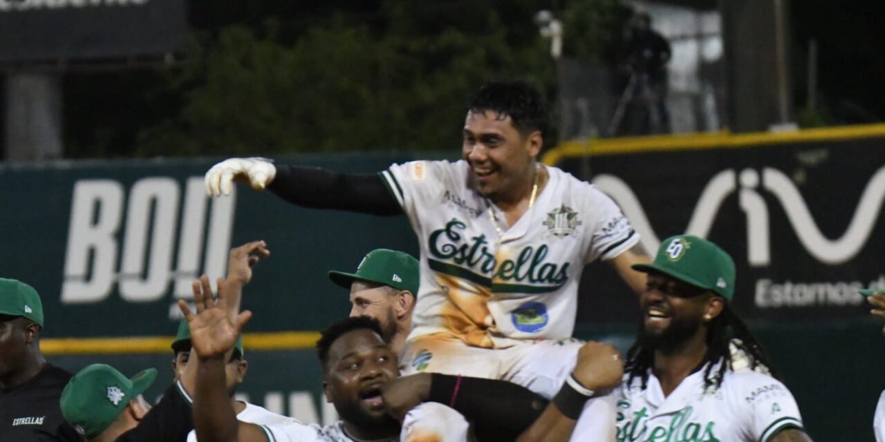 Ismael Munguía lidera barrida de Estrellas sobre Licey