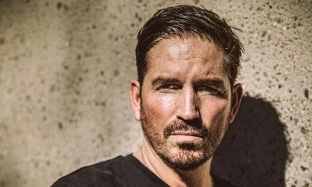 El expresidente brasileño Jair Bolsonaro, condenado a 27 primaveras de prisión, será interpretado por Jim Caviezel en una película