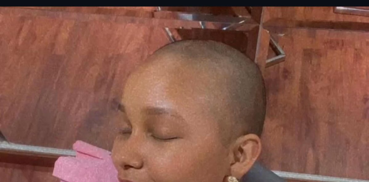 Joven de 25 abriles con cáncer de mama pide ayuda con sus tratamientos