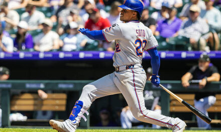 Juan Soto entrena en el Estadio Quisqueya