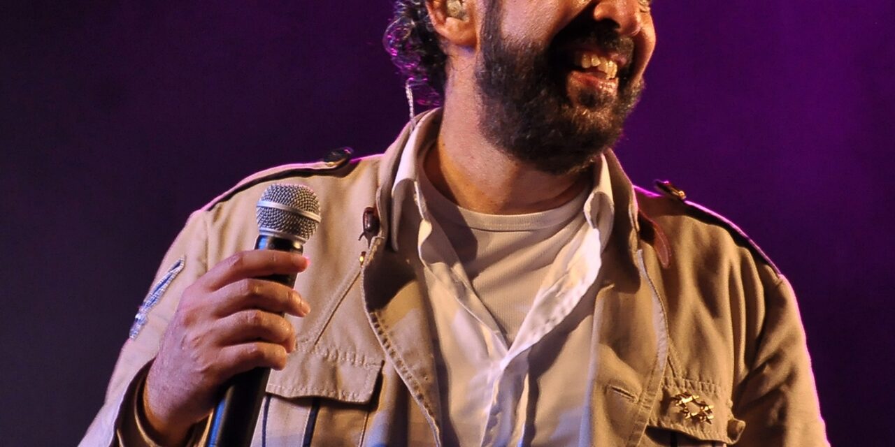 Juan Luis Guerra sorprende y confirma concierto en Santiago
